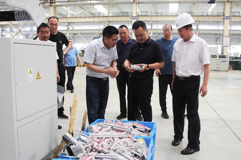 調(diào)研園區(qū)及車間 (10).jpg