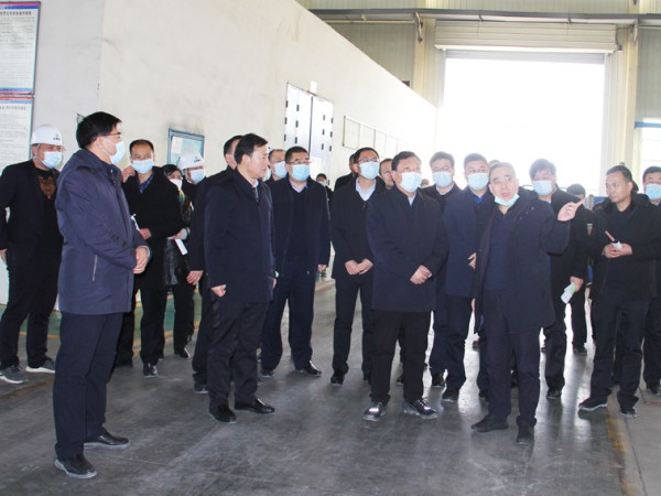 武威市委常委、涼州區(qū)委書記鞠毅一行調研新能源公司生產經營工作
