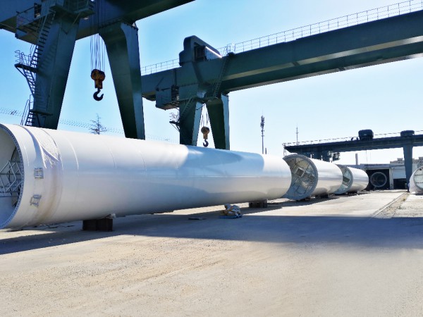 新能源公司風電項目促生產(chǎn)、搶工期